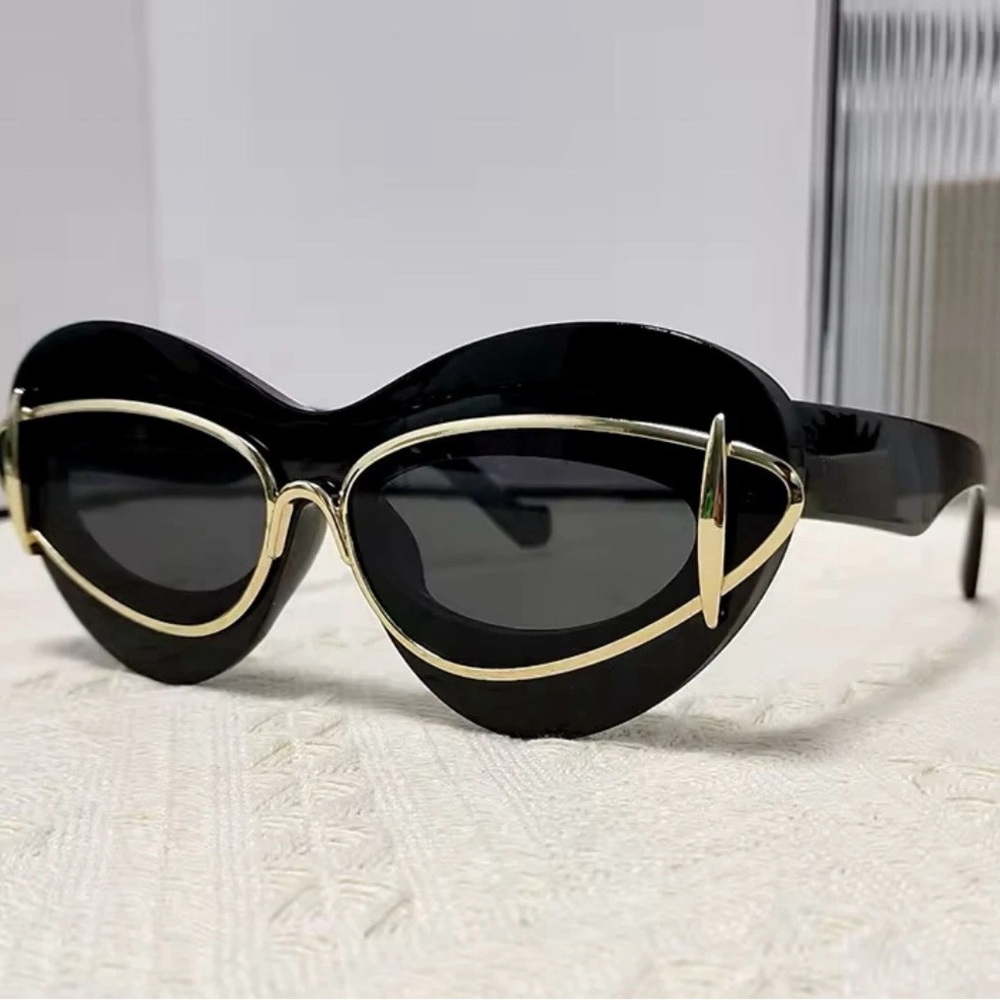 Black and Gold Cat-Eye Sunglasses with Metallic Accents